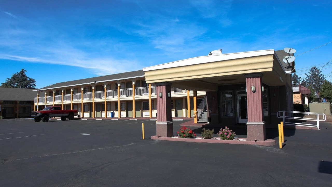 Photo of Buildings in Ukiah