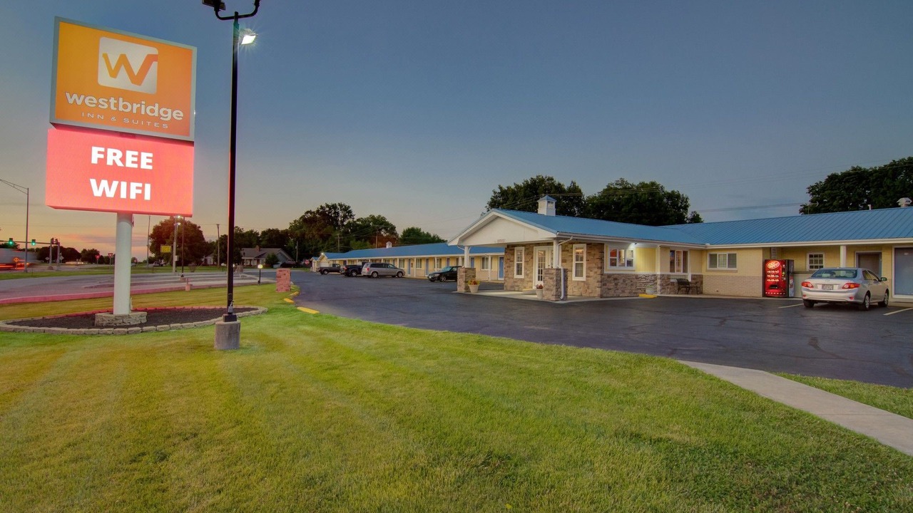 Photo of Buildings in Clinton