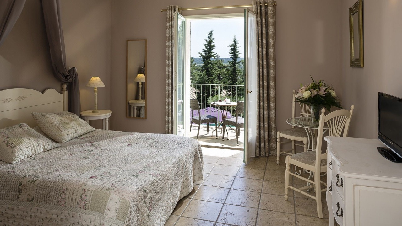 Photo of Bedroom in Saint-Quentin-la-Poterie