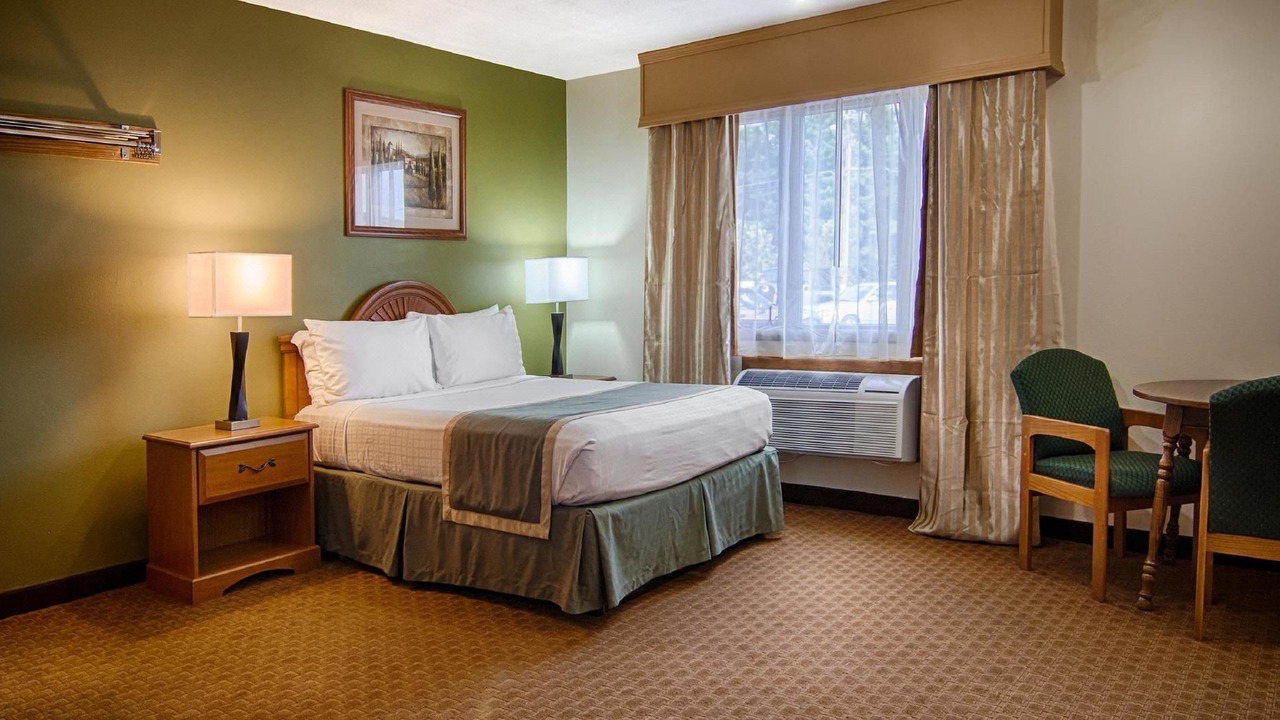 Photo of Bedroom in Sturgeon Bay