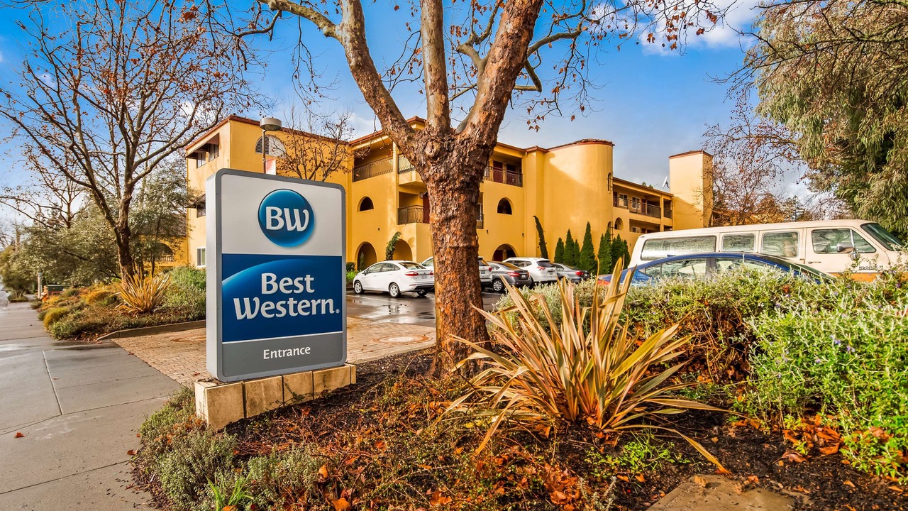 Photo of Buildings in Healdsburg