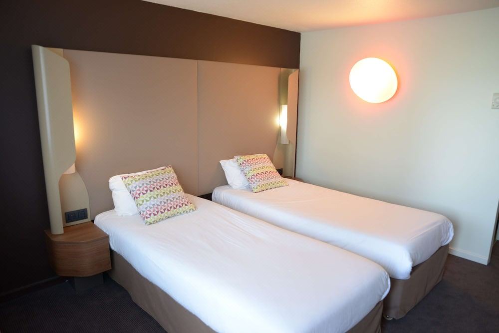Photo of Bedroom in Balaruc-le-Vieux