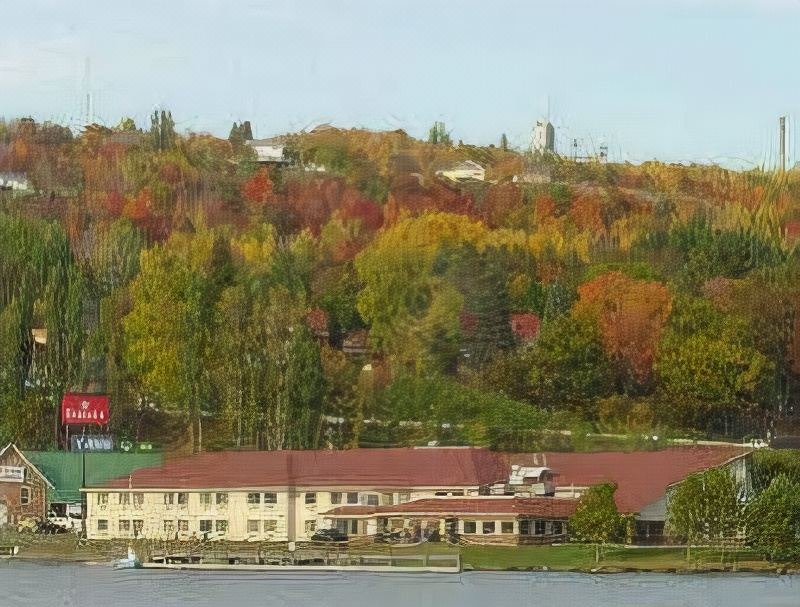 Photo of Others in Hancock