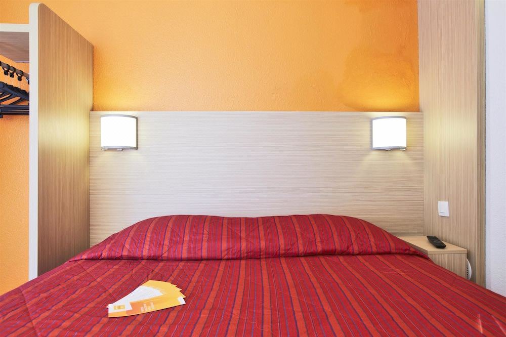 Photo of Bedroom in Tourcoing