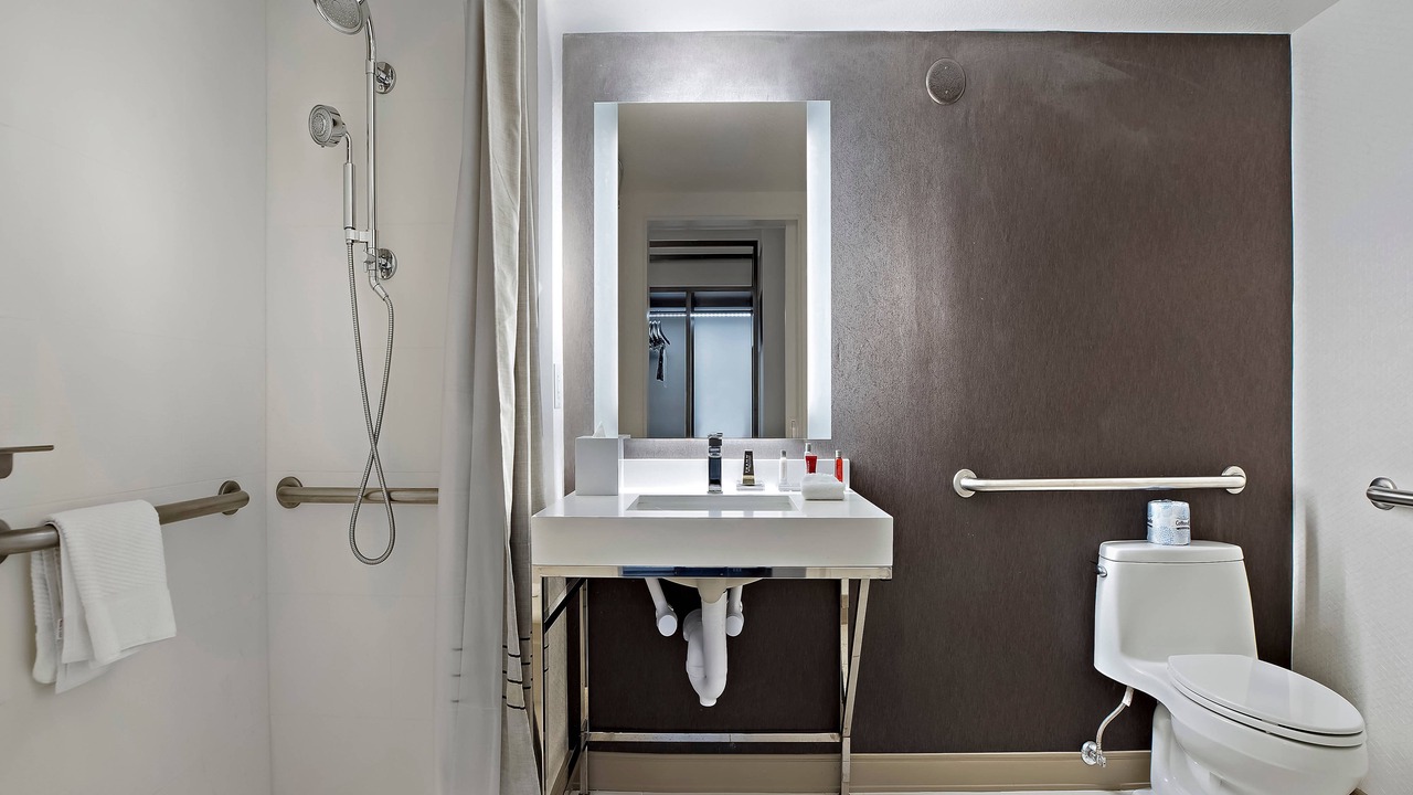 Photo of Bathroom in Callahan