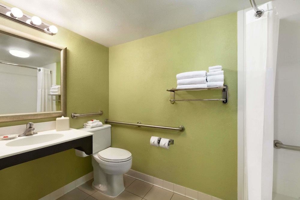 Photo of Bathroom in Downtown West
