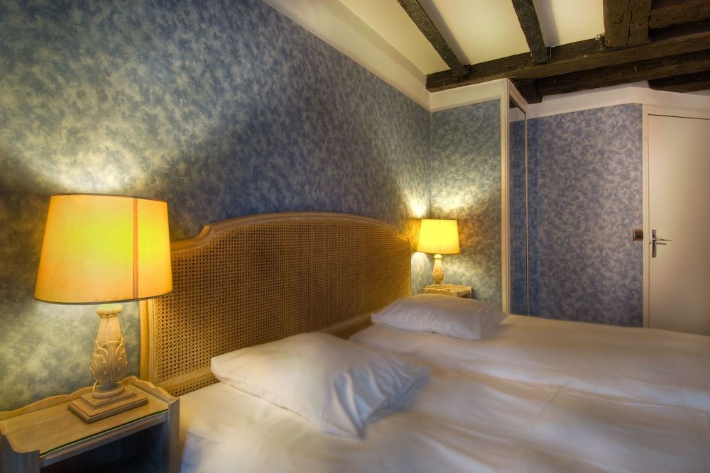 Photo of Bedroom in Gaillon