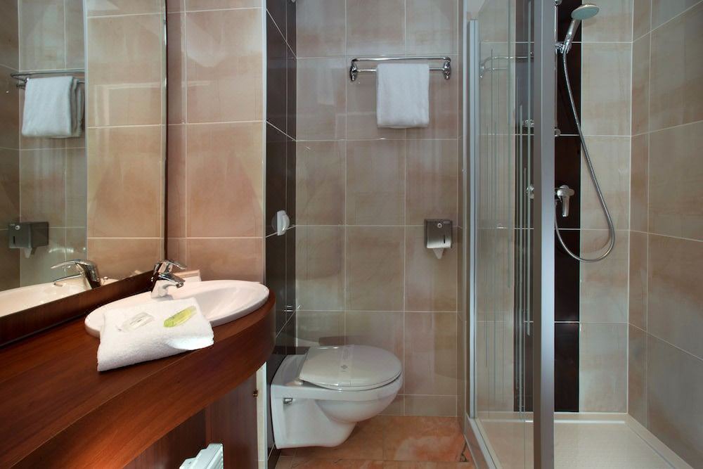 Photo of Bathroom in Joue-les-Tours