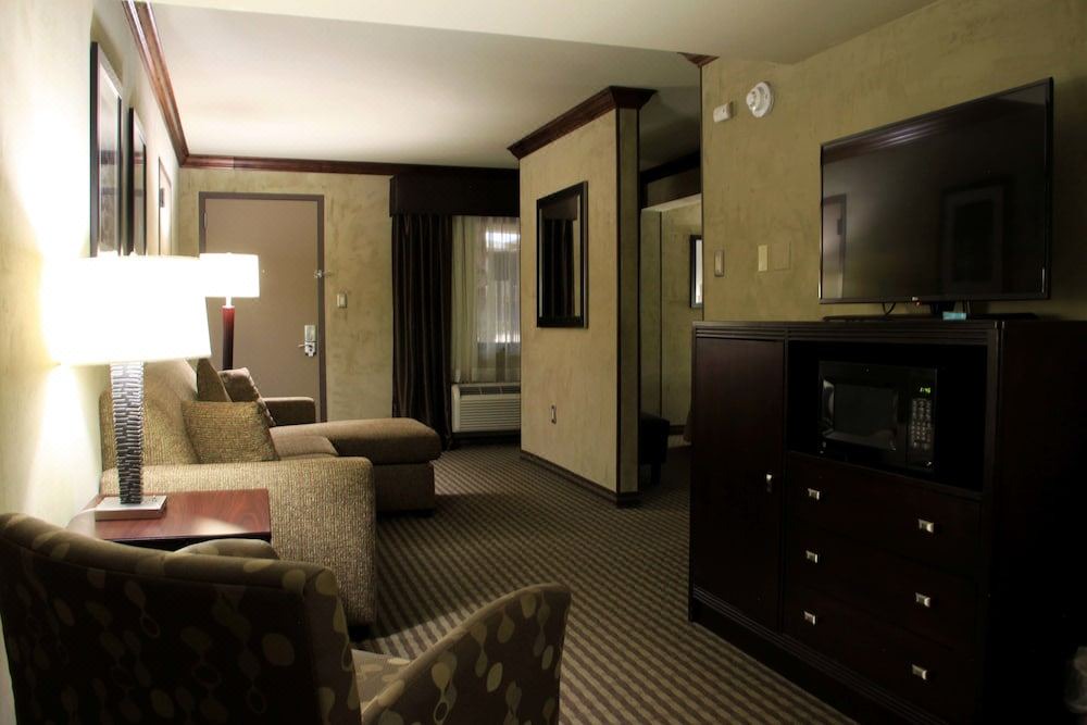 Photo of Livingroom in Raton