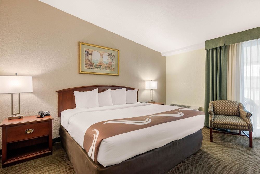 Photo of Bedroom in Tarpon Springs
