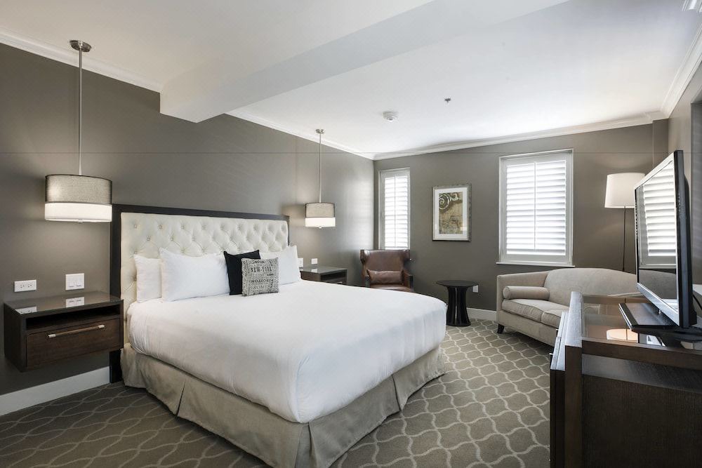 Photo of Bedroom in Midtown