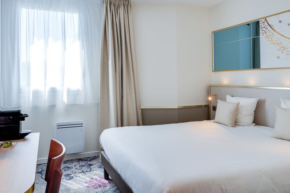 Photo of Bedroom in Saint-Jean-de-Braye