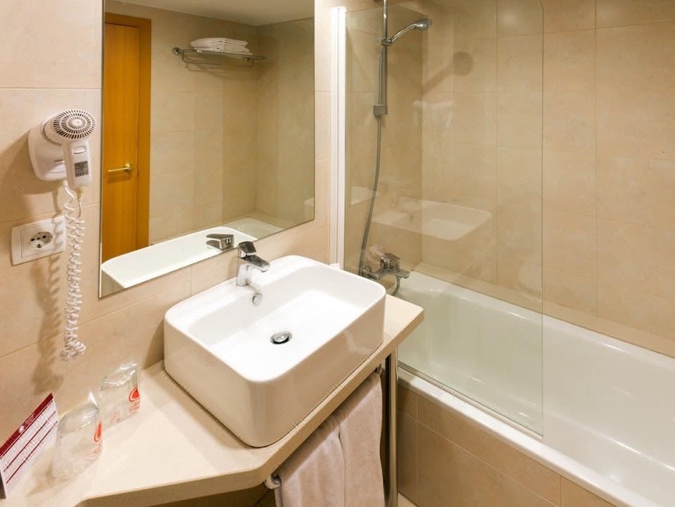 Photo of Bathroom in Lloret Town Center
