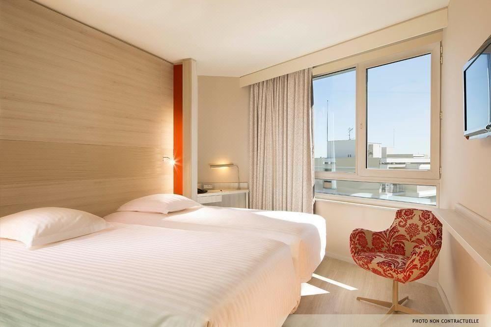 Photo of Bedroom in Le Mesnil-Amelot
