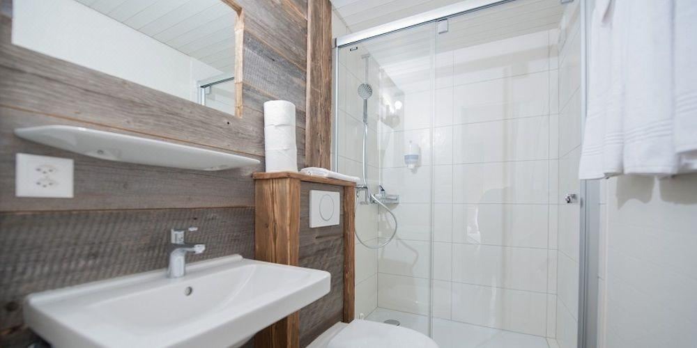 Photo of Bathroom in Lungern