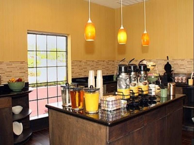 Photo of Kitchen in Greater Greenspoint