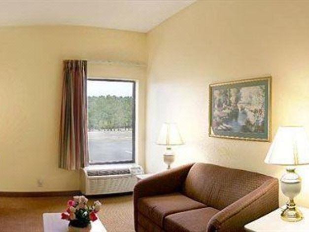 Photo of Livingroom in Bessemer