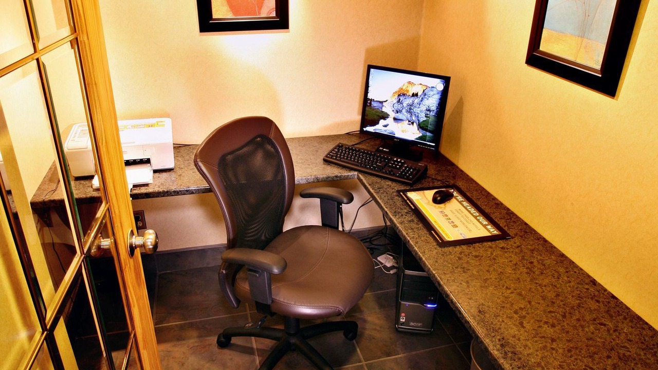 Photo of Livingroom in Sudbury
