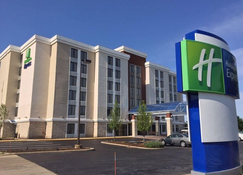Photo of Buildings in Arlington Heights