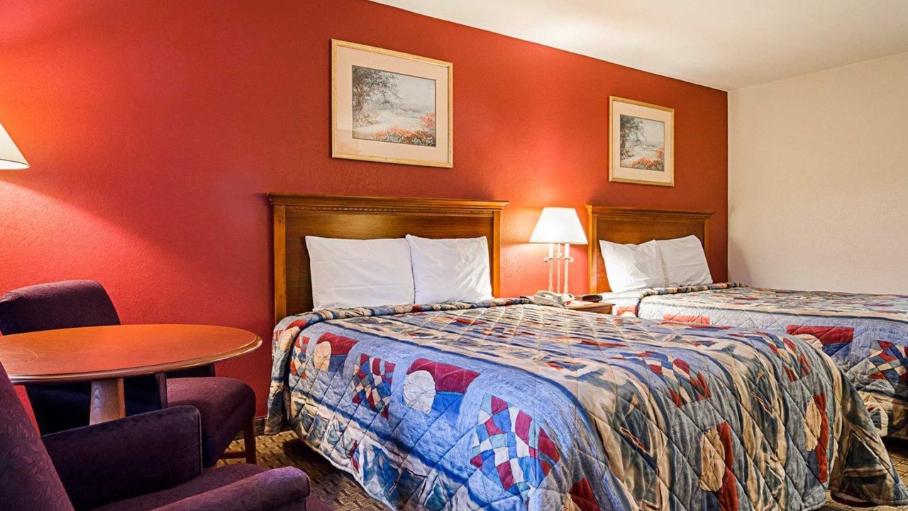 Photo of Bedroom in Mosby