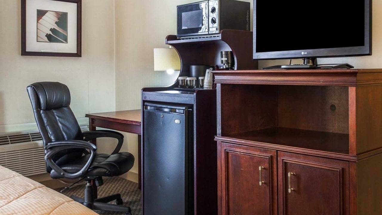 Photo of Others in Silver Lake