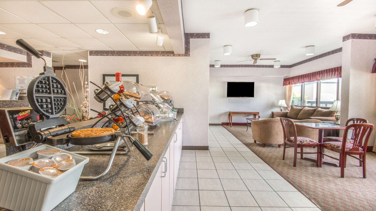 Photo of Livingroom in Topeka