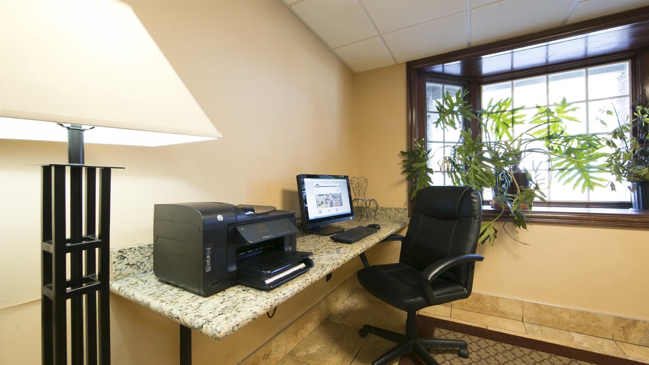 Photo of Livingroom in Mason