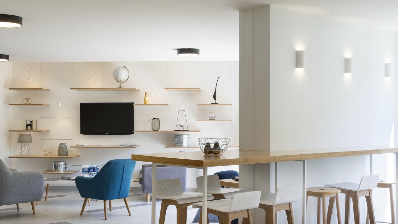 Photo of Livingroom in Antigone