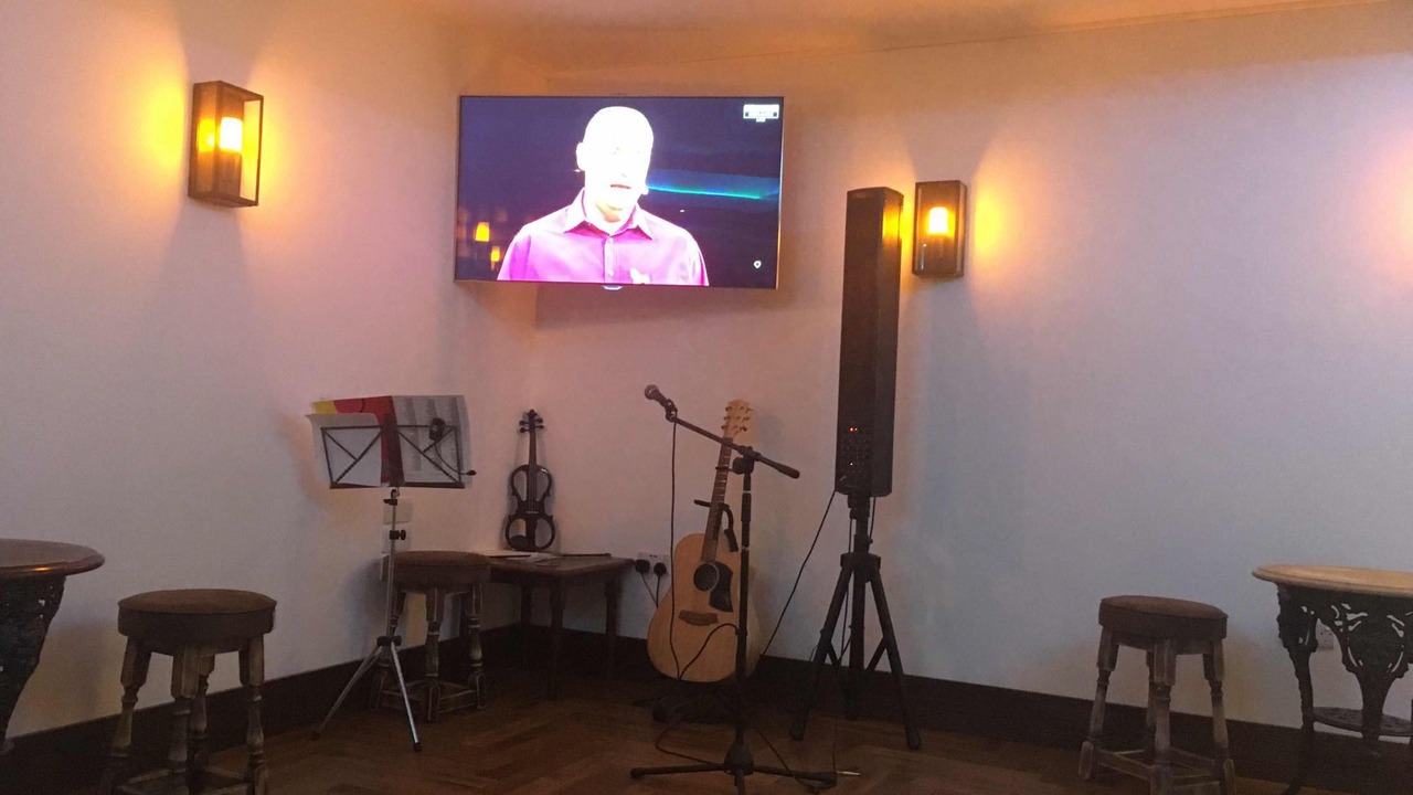 Photo of Livingroom in Rushmoor District