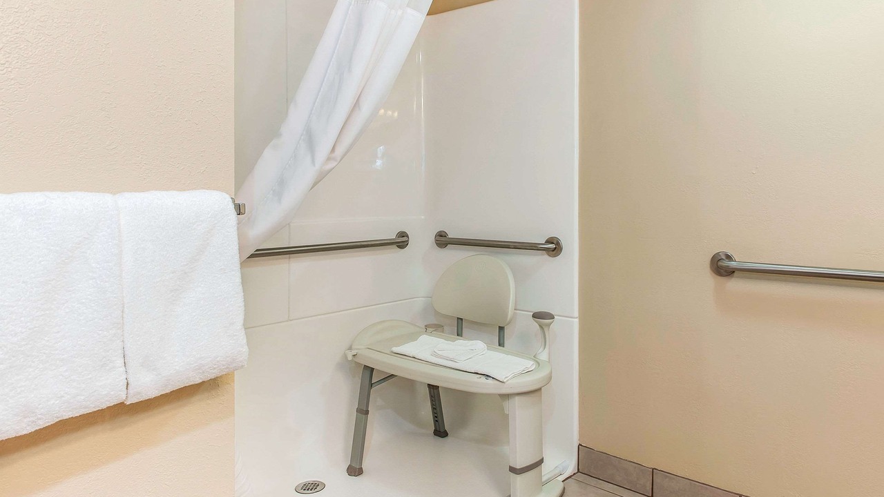 Photo of Bathroom in Findlay