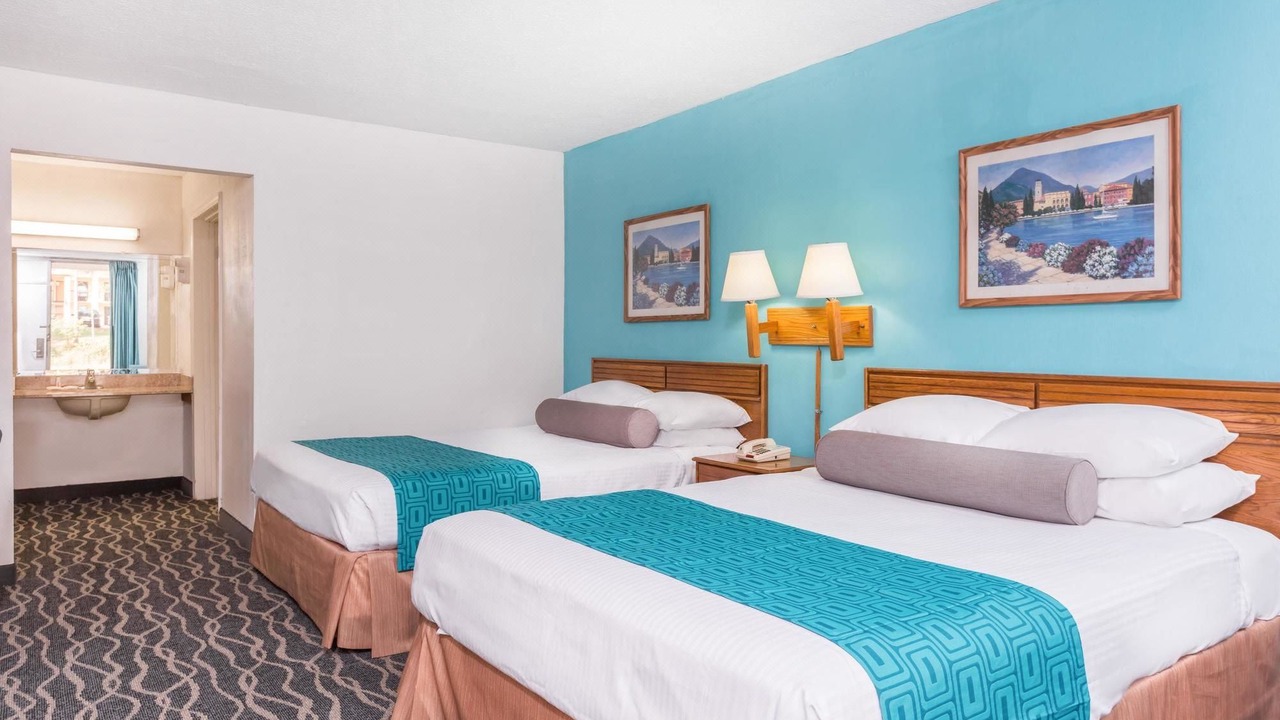 Photo of Bedroom in Commerce