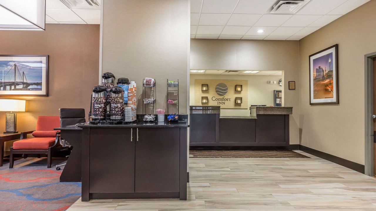 Photo of Livingroom in Alton