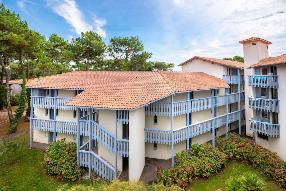 Photo of Buildings in Soustons