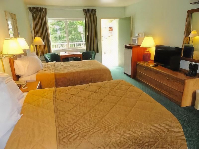 Photo of Others in Roseburg