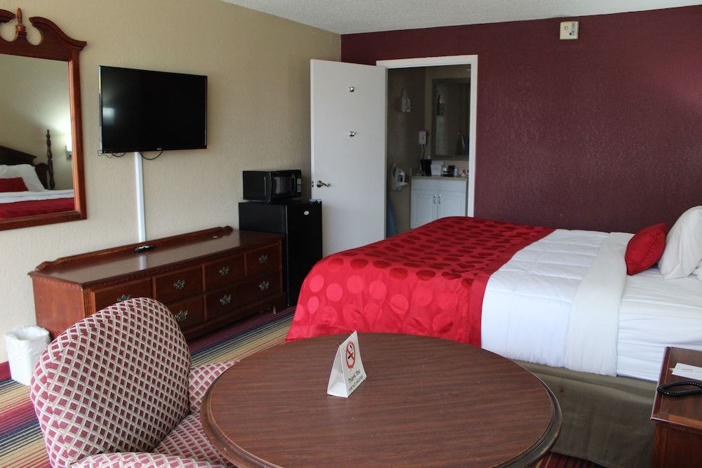 Photo of Bedroom in Perry