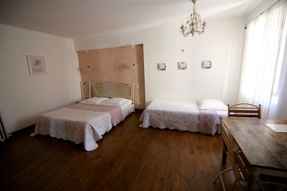 Photo of Bedroom in Carcassonne