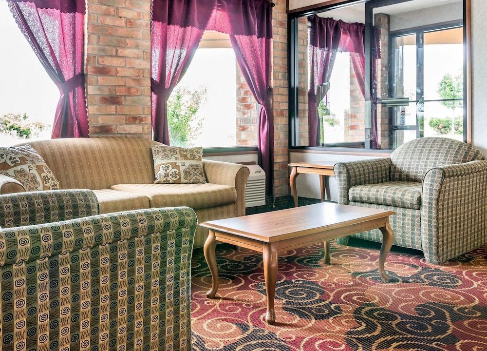 Photo of Livingroom in Coopersville