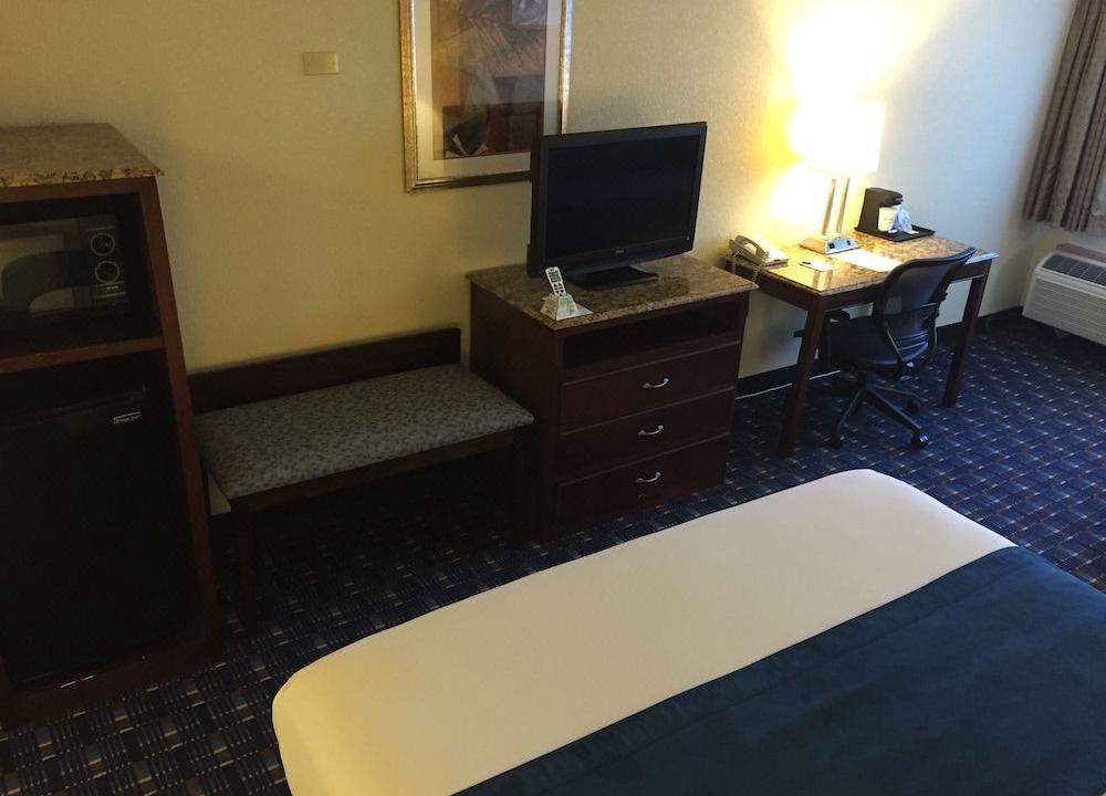 Photo of Livingroom in Shillington