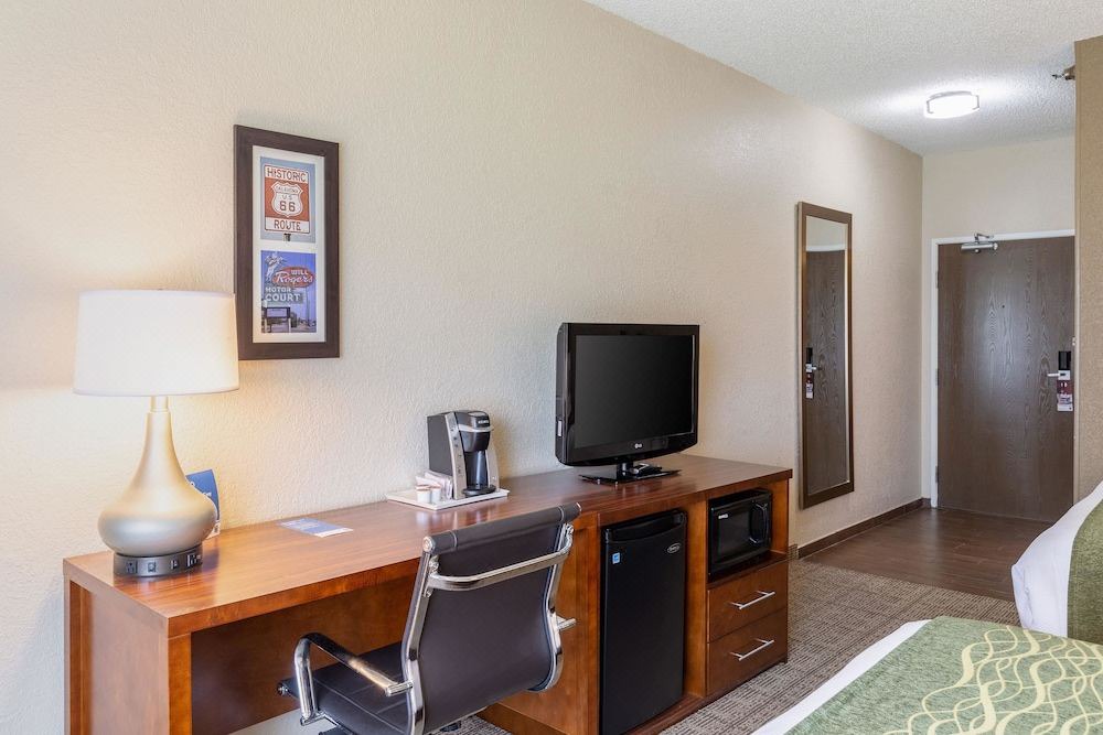 Photo of Livingroom in South Tulsa