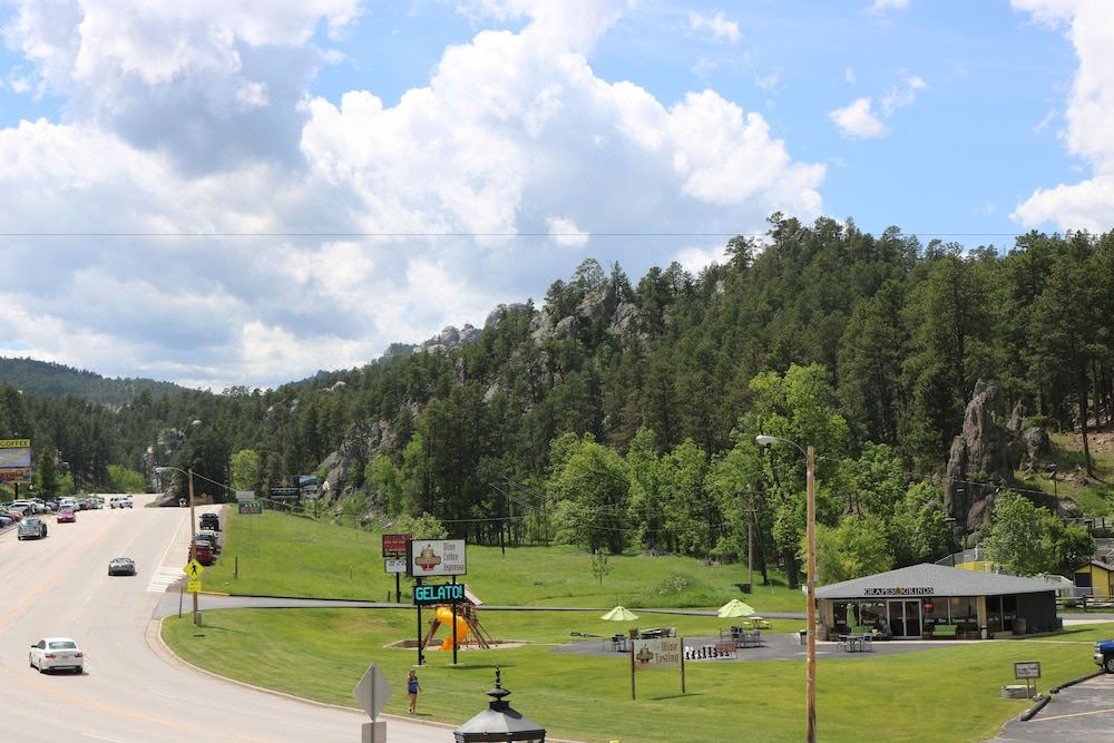 Photo of Others in Keystone