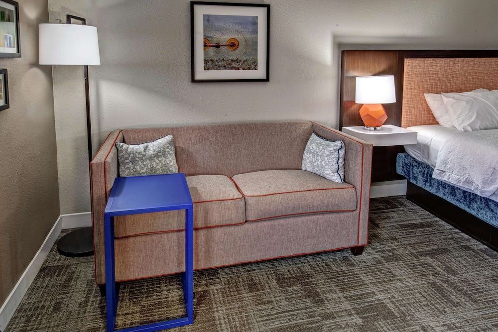 Photo of Livingroom in Tullahoma