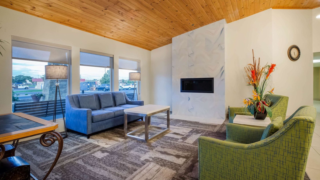 Photo of Livingroom in Tri-Cities