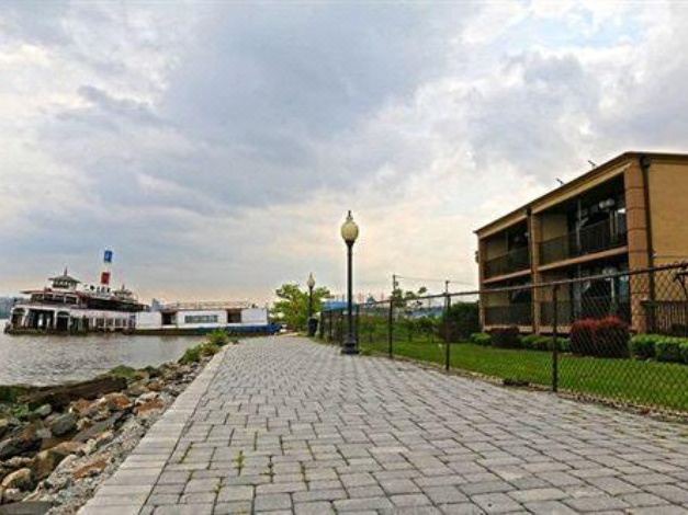 Photo of Buildings in Edgewater