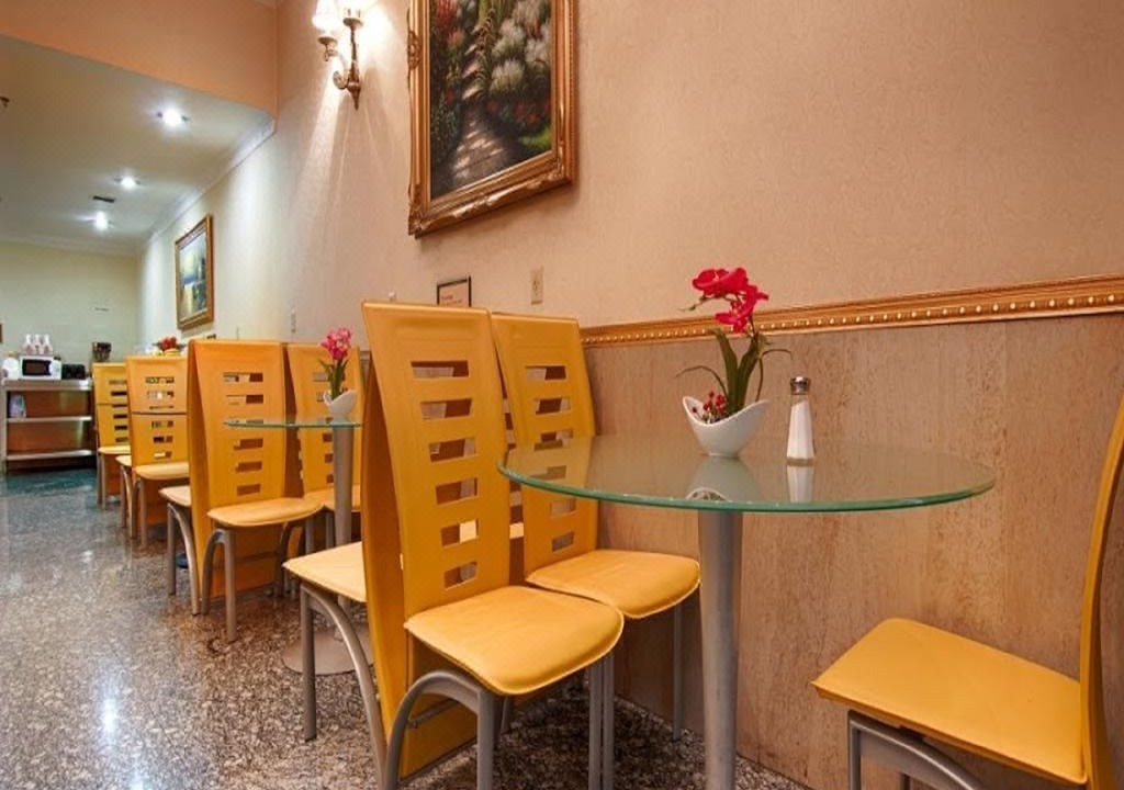 Photo of Livingroom in Flushing Chinatown