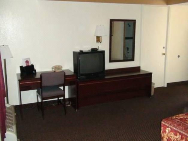 Photo of Livingroom in Midwest City