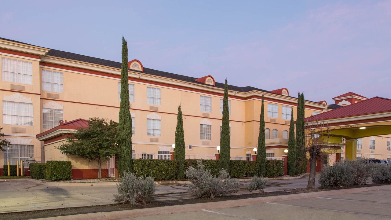 Photo of Buildings in Fossil Creek
