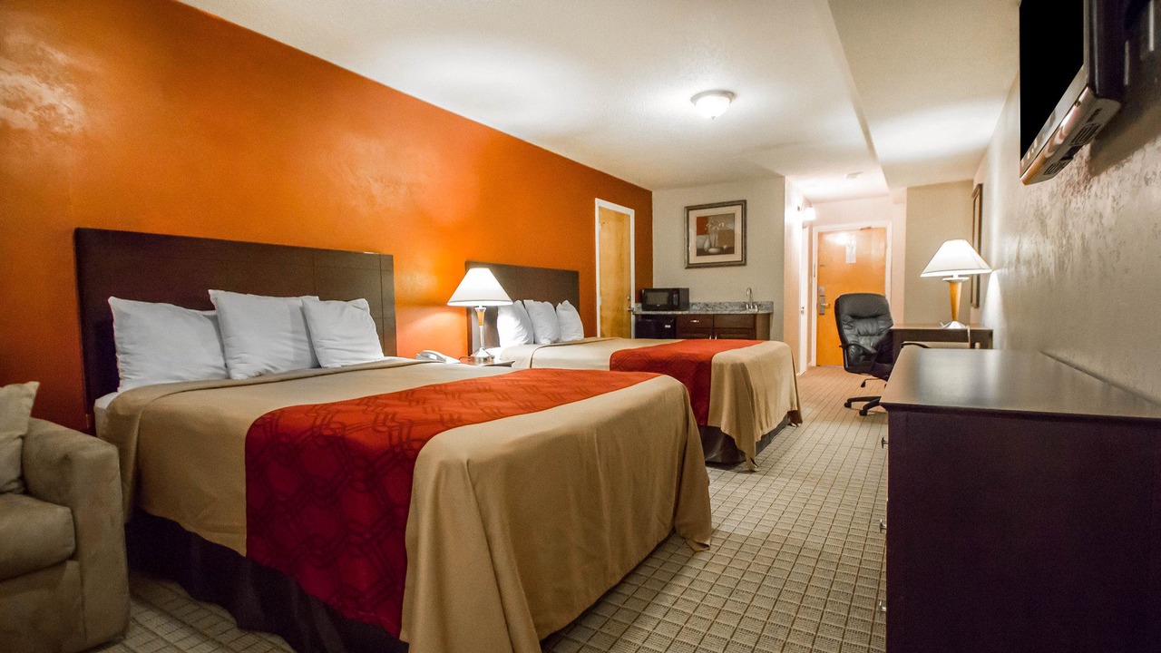 Photo of Bedroom in Westbrook Center