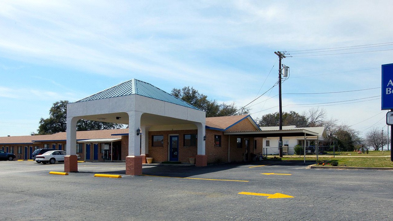 Photo of Buildings in Comanche