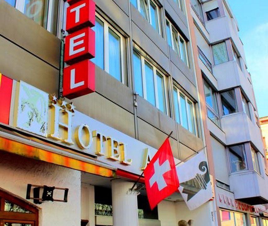 Photo of Buildings in Clara