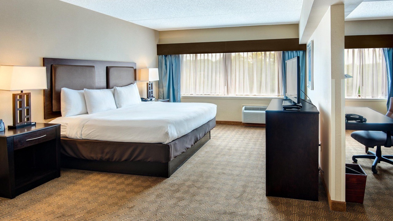 Photo of Bedroom in Tinton Falls